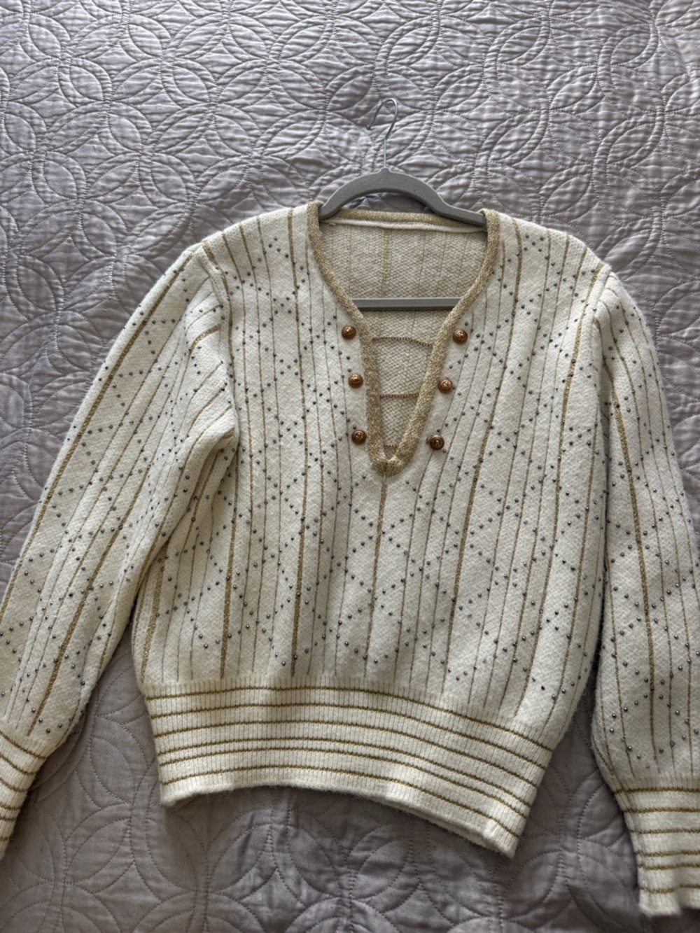 Cream Button-Accent V-Neck Women's Sweater